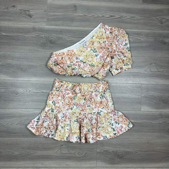 En Saison Floral Eyelet One Shoulder Puff Sleeve Top Size S - Picture 4 of 6